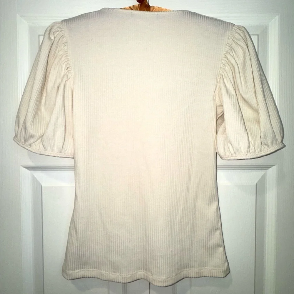 Zara beige/stone puff sleeve ribbed stretch tshirt size S